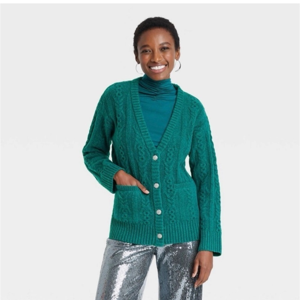 A New Day Cardigan Chunky
Sweater new